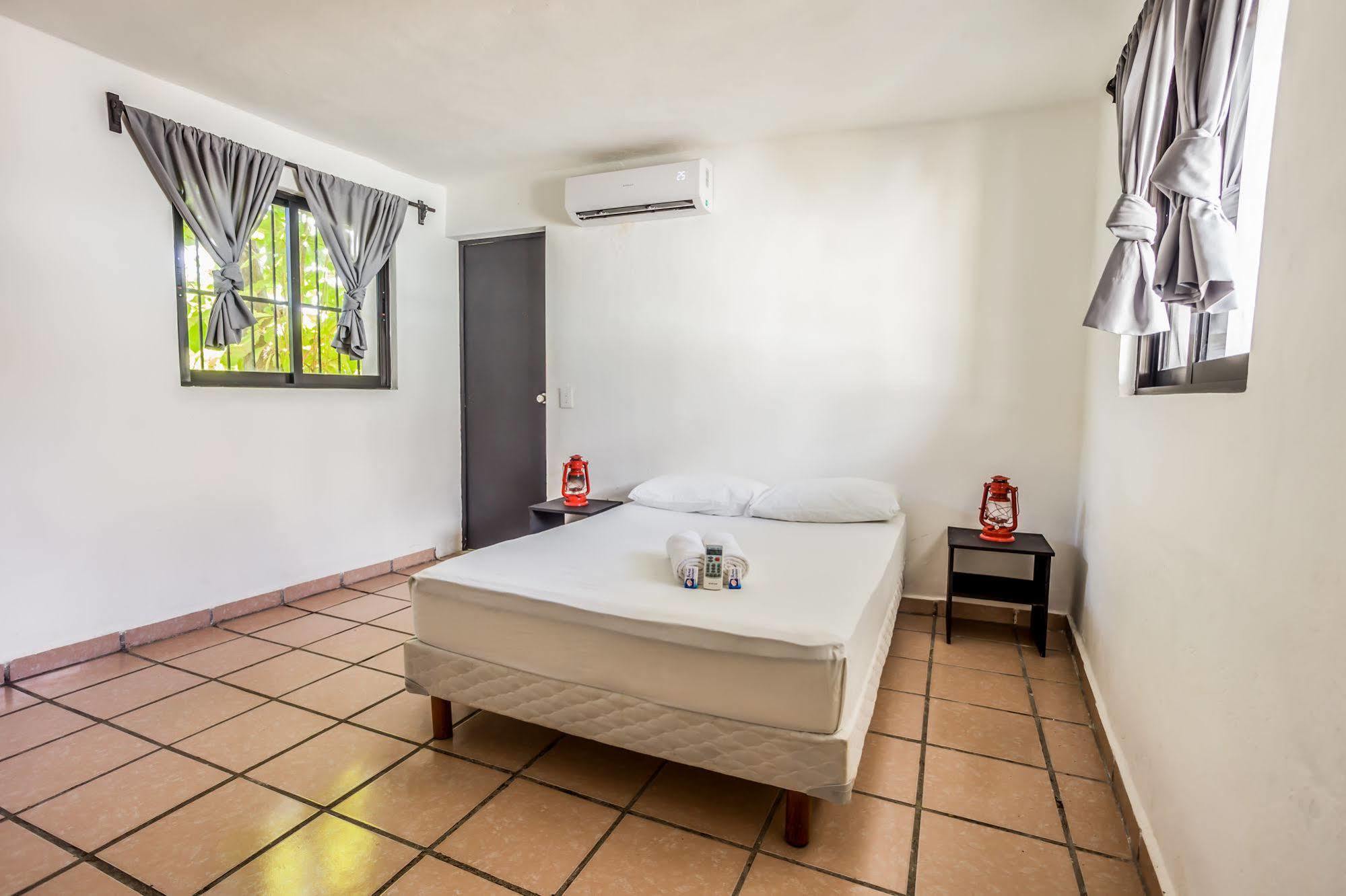 Hostel Babel Tulum Pueblo Buitenkant foto