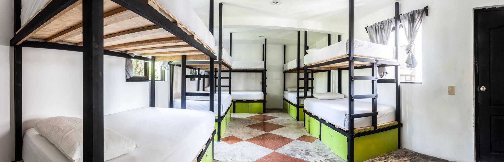 Hostel Babel Tulum Pueblo Buitenkant foto
