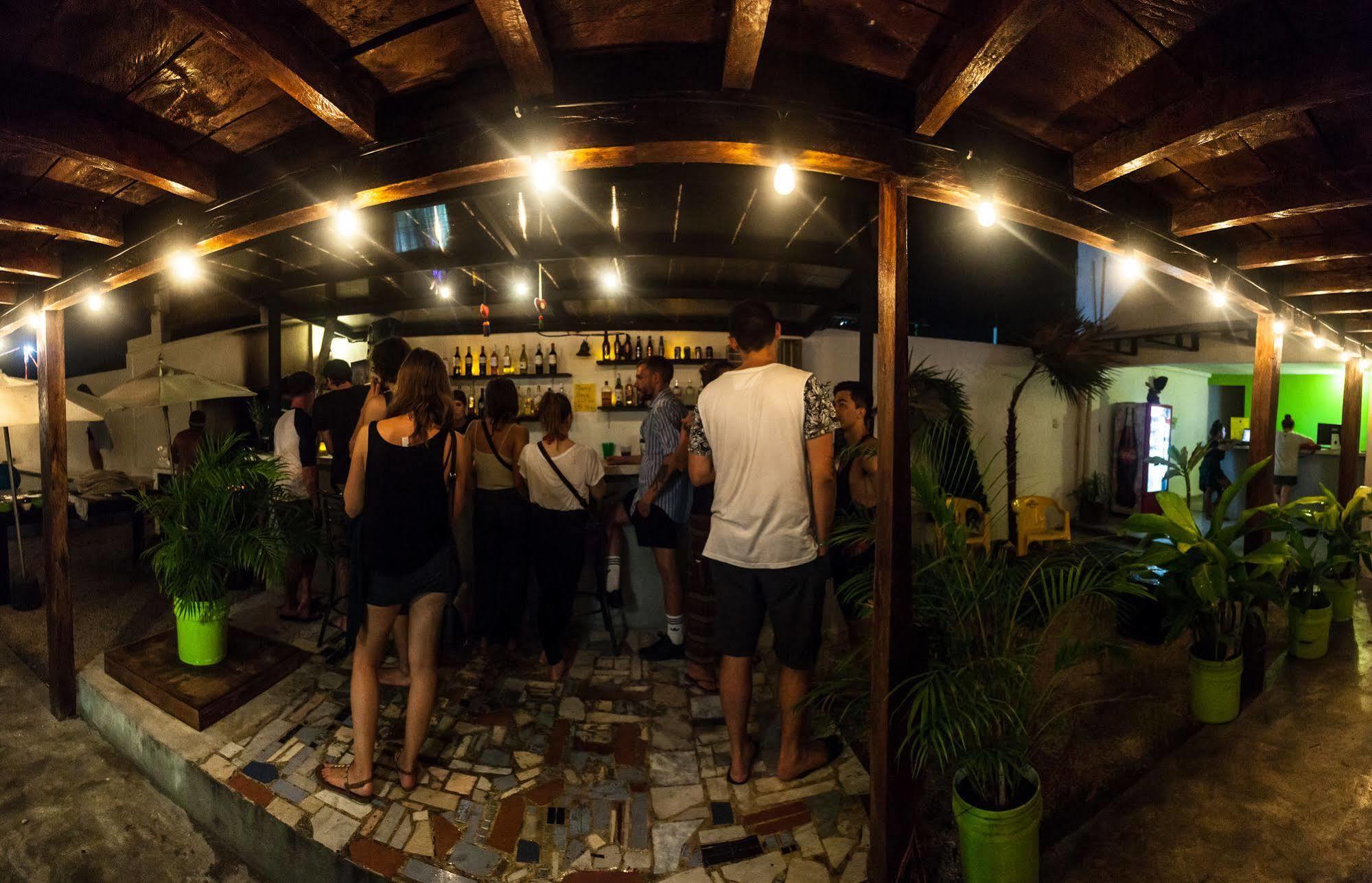 Hostel Babel Tulum Pueblo Buitenkant foto