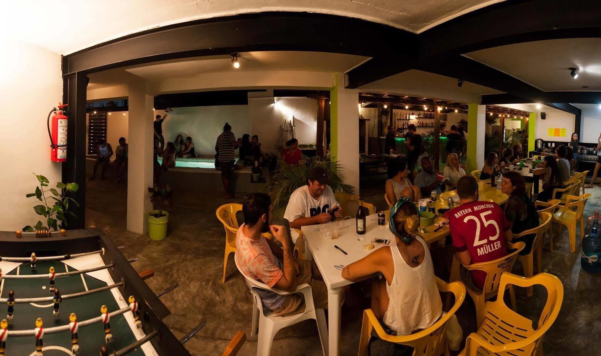Hostel Babel Tulum Pueblo Buitenkant foto